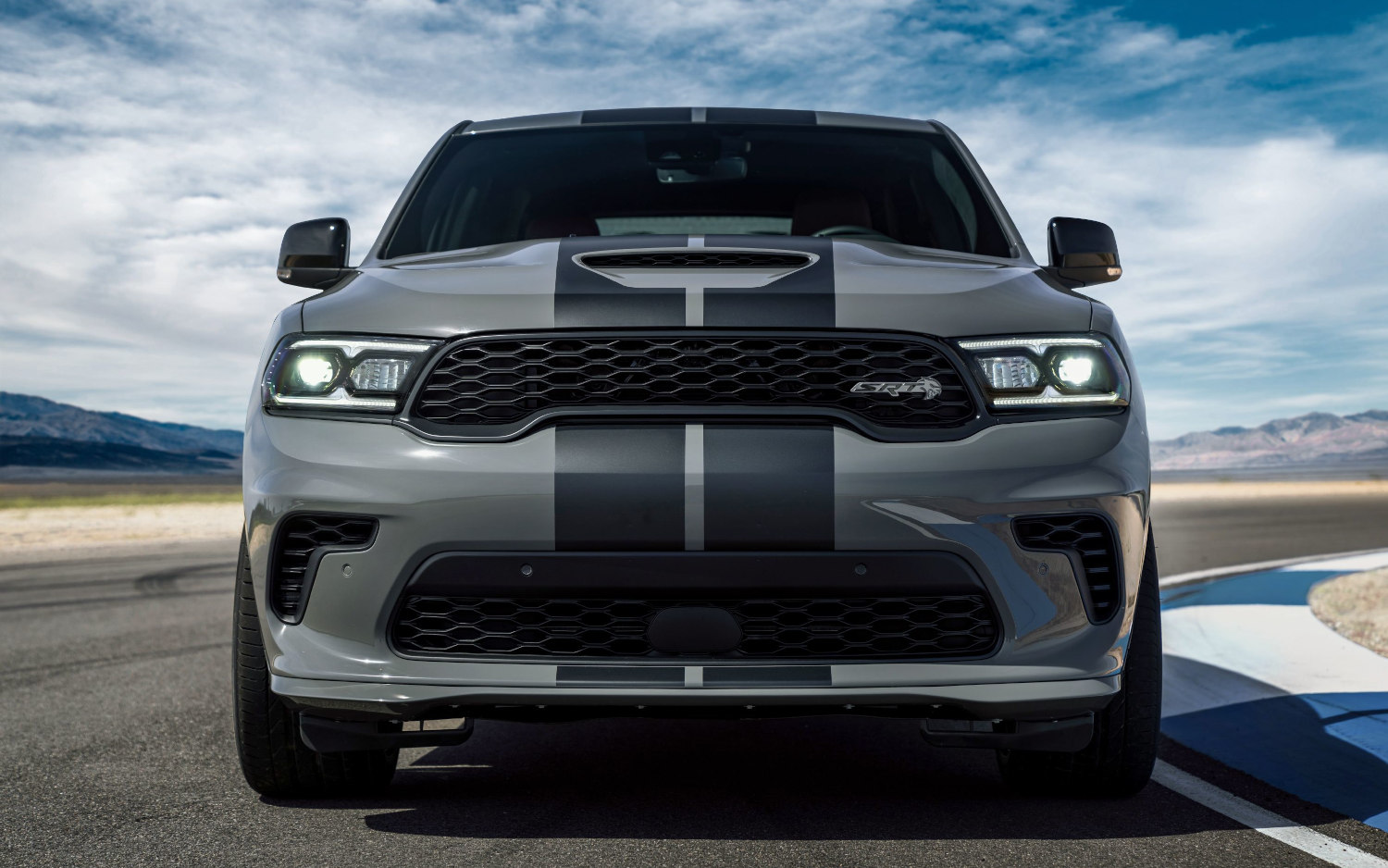 Comparison Dodge Durango SRT Hellcat 2023 Vs Audi Q7 Competition 